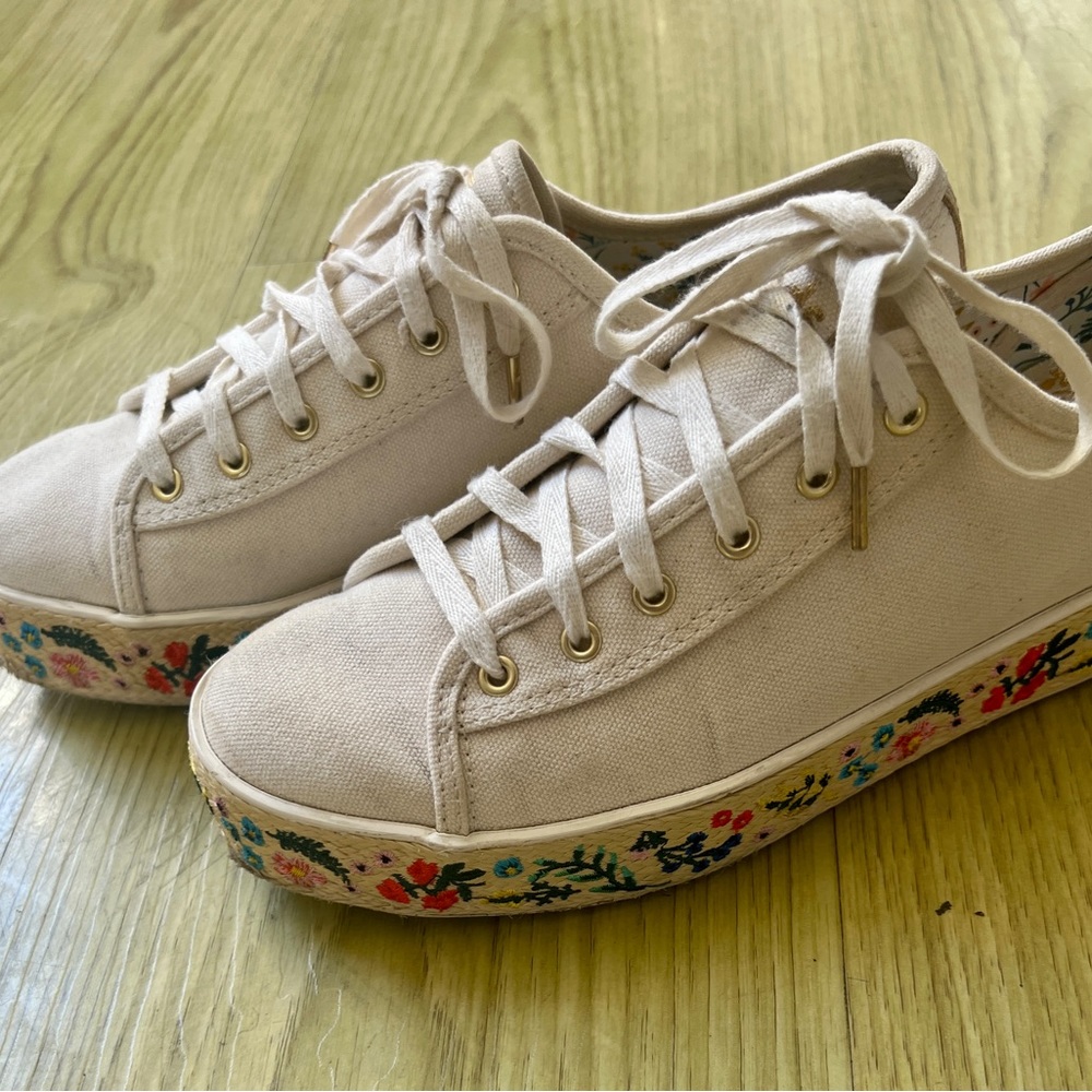 Keds Sneakers Women size 7 Triple Kick Natural Platform Embroidered Espadrille